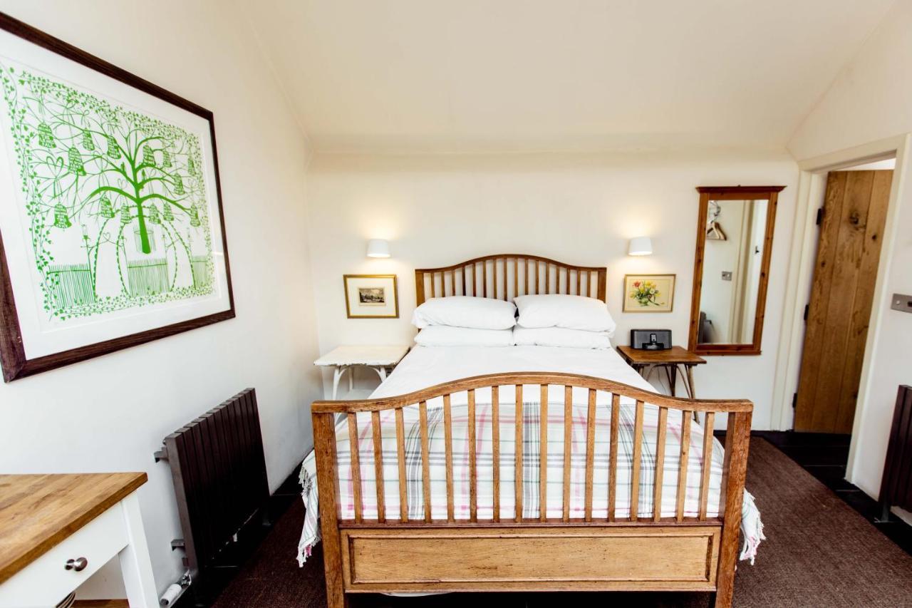 T'S At Lower Rudloe Farm Guest House Corsham Eksteriør bilde
